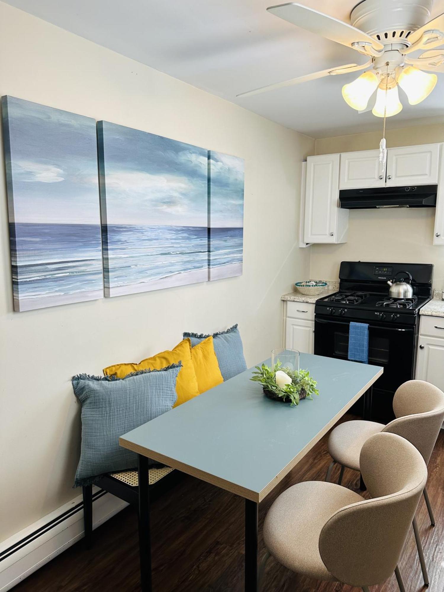 Cozy, Pleasant 2Br Apt In Beach Community! Norwalk Eksteriør billede