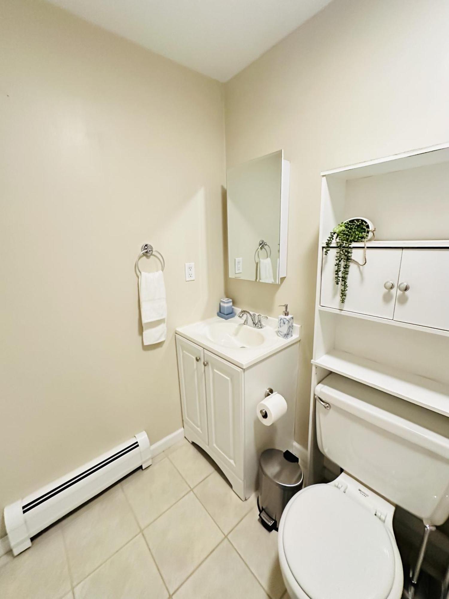 Cozy, Pleasant 2Br Apt In Beach Community! Norwalk Eksteriør billede